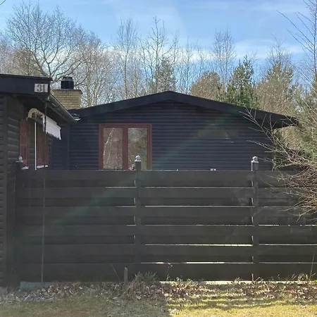 Cozy 60s Summer House Next To Korevlerne Højby
